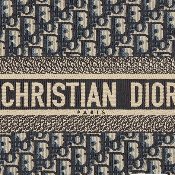 Large Dior Book Totep - Picture 5 of 16